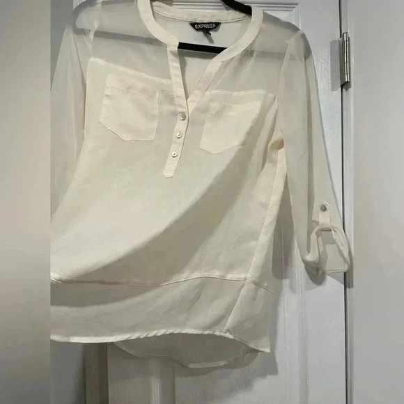 Express Sheer Ivory 3/4 Sleeve Pearl Button Collarless Popover Shirt Size XS - Picture 2 of 10
